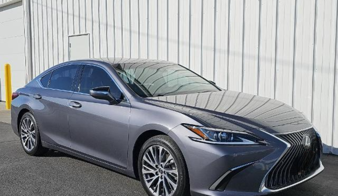 2021 Lexus ES