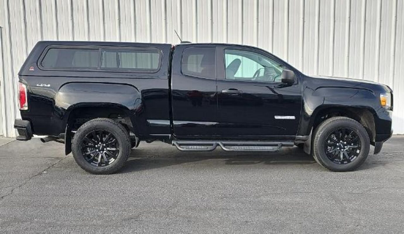 2021 GMC Canyon Elevation Standard