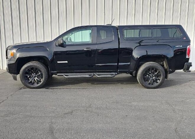 2021 GMC Canyon Elevation Standard