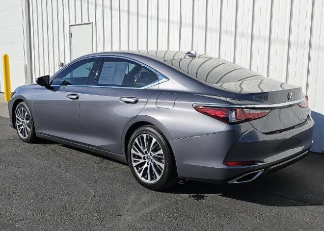 2021 Lexus ES