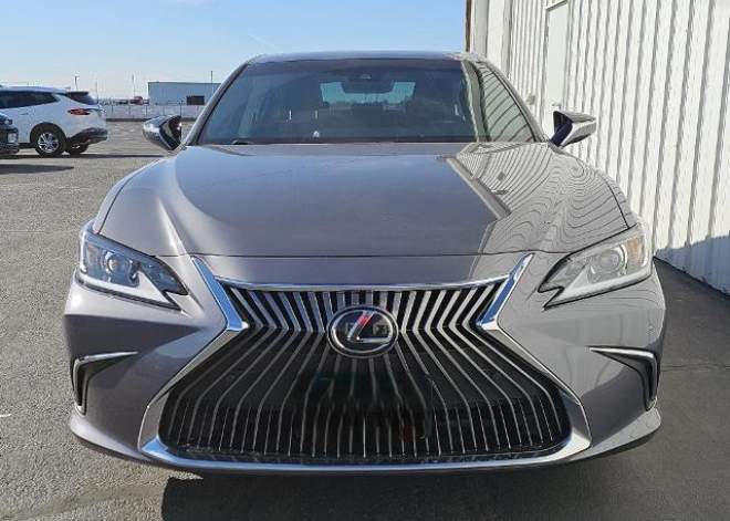 2021 Lexus ES