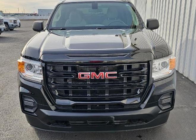 2021 GMC Canyon Elevation Standard